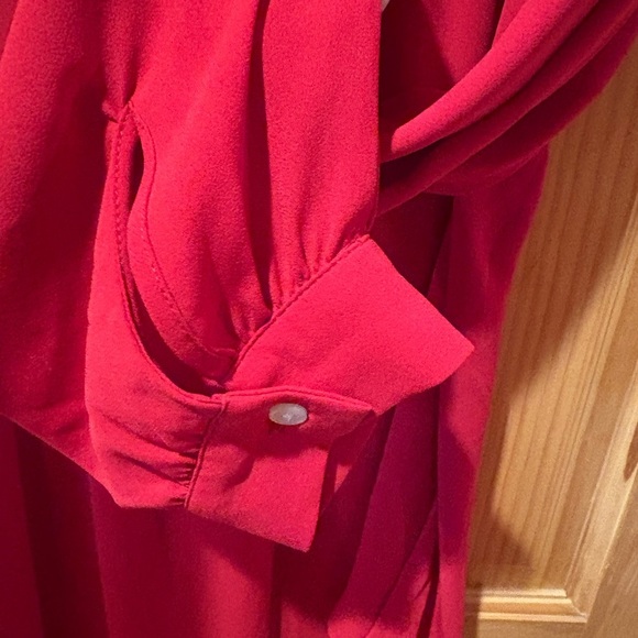 LOFT Women's ruffled Blouse long cuffed sleeves with buttons size M - Picture 5 of 12